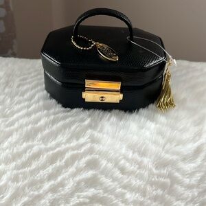 Wolf design new small jewellery case